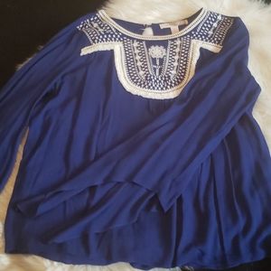 Embroidered blouse